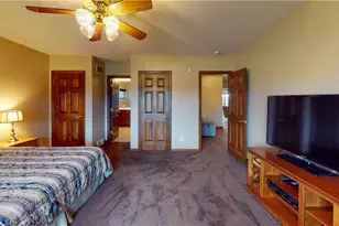 1490 Olde Stable Ln, Moon/Crescent Twp, PA 15108 - Photo 15