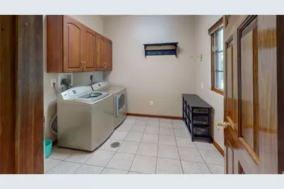 1490 Olde Stable Lane, Moon/Crescent Twp, PA 15108 - Photo 21