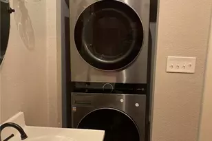 222 Hastings Ave, Oakdale, PA 15071 - Photo 17