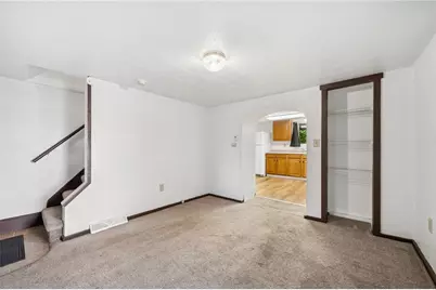 311 Lowell St, Vandergrift, PA 15690 - Photo 3