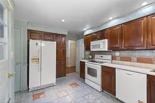 139 Grienbrier Dr, Carnegie, PA 15106 - Photo 15