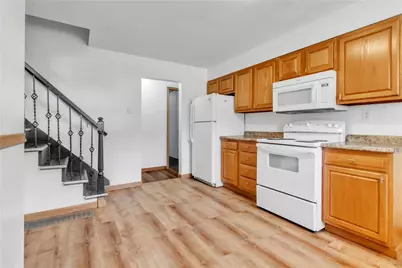 936 Pike Run Dr, California, PA 15423 - Photo 7