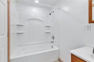 936 Pike Run Dr, California, PA 15423 - Photo 27