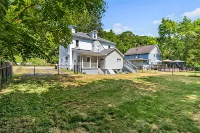 936 Pike Run Dr, California, PA 15423 - Photo 37