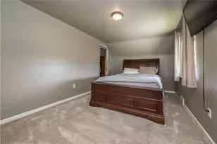 2154 Vermont Ave, West Mifflin, PA 15122 - Photo 27