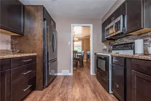 2154 Vermont Ave, West Mifflin, PA 15122 - Photo 17