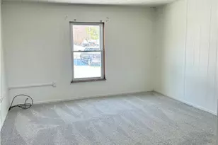 403 Lowell St, Vandergrift, PA 15690 - Photo 19