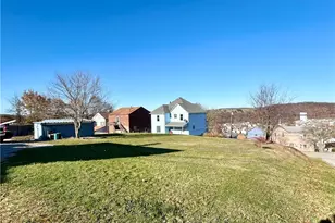 403 Lowell St, Vandergrift, PA 15690 - Photo 27