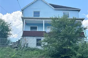 403 Lowell St, Vandergrift, PA 15690 - Photo 3