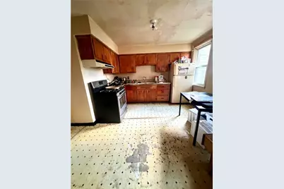 366 Broadway Street, Pitcairn, PA 15140 - Photo 9