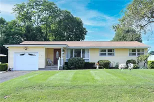 602 Moreland Ave, Grove City Boro, PA 16127 - Photo 1