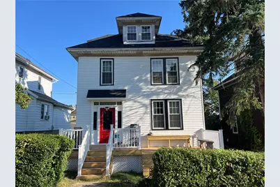 722 Ellsworth Ave, Jeannette, PA 15644 - Photo 1