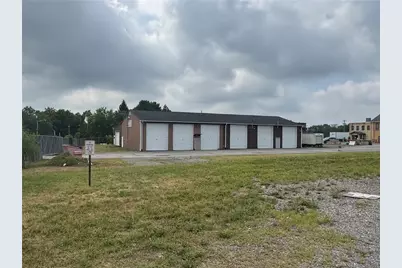 610 New York Ave, Rochester, PA 15074 - Photo 1