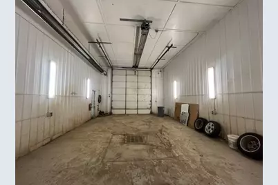 610 New York Ave, Rochester, PA 15074 - Photo 13