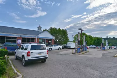 739 W Ingomar Rd, Pittsburgh, PA 15237 - Photo 3