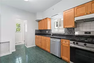 6335 Waldron St, Pittsburgh, PA 15217 - Photo 9