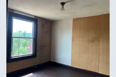 319 Bessemer Avenue, Twp of But SW, PA 16045 - Photo 11