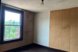 319 Bessemer Ave, Twp of But SW, PA 16045 - Photo 11