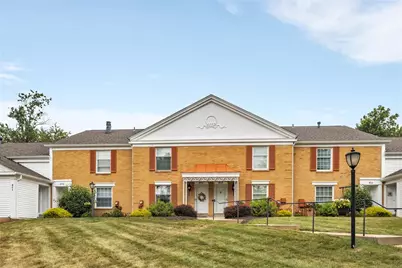 1825 Foxcroft Ln #404, Pittsburgh, PA 15101 - Photo 1