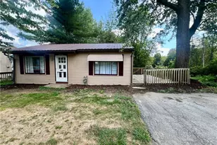 2722 Old Plank Rd, Neshannock Township, PA 16105 - Photo 1