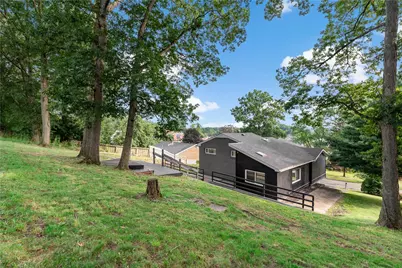 223 Columbia Dr, Center Township, PA 15001 - Photo 35