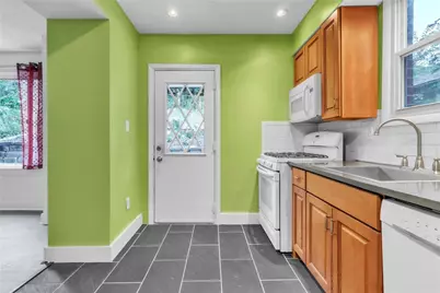 1138 Arkansas Ave, Pittsburgh, PA 15216 - Photo 23