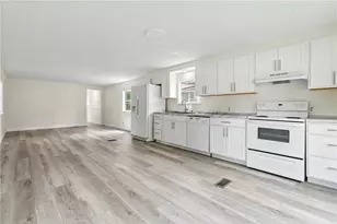 4204 Holiday Hills Ln, Murrysville, PA 15668 - Photo 9