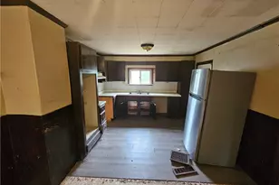 413 Electric St, New Castle, PA 16101 - Photo 23