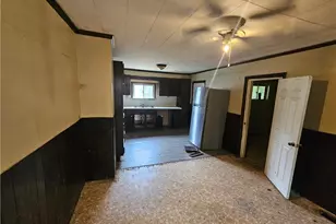 413 Electric St, New Castle, PA 16101 - Photo 11