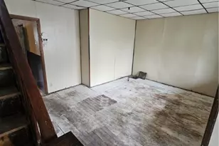 413 Electric St, New Castle, PA 16101 - Photo 7