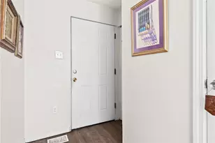 42 Baldwick Rd, Pittsburgh, PA 15205 - Photo 3