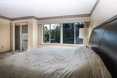 804 Fairways Dr, Oakmont, PA 15139 - Photo 21