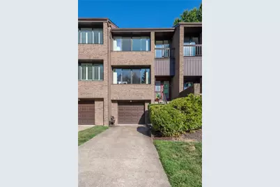 804 Fairways Dr, Oakmont, PA 15139 - Photo 1