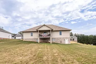 81 Baron Ct, South Union Township, PA 15401 - Photo 3