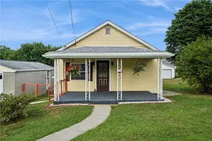 1209 Arlington Ave, Jeannette, PA 15644 - Photo 1