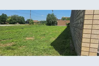 107,109,111 E Long Ave, New Castle, PA 16101 - Photo 3