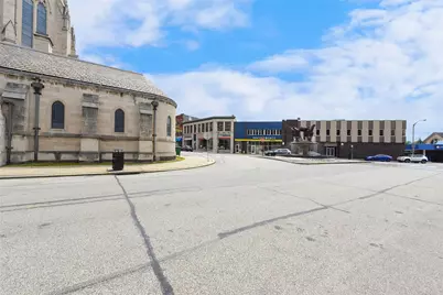 5940 Baum Blvd - 1,556 Sf To 2,152 Sf For Lease, Pittsburgh, PA 15206 - Photo 17