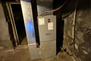 216 S 7th St, Jeannette, PA 15644 - Photo 17