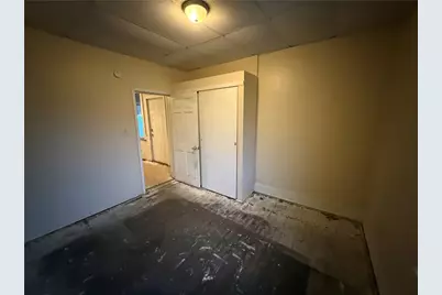 216 South 7th Street, Jeannette, PA 15644 - Photo 9