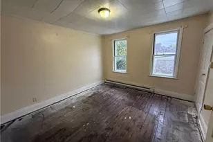 216 S 7th St, Jeannette, PA 15644 - Photo 13