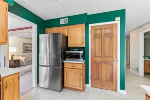 309 Lynn Ann Dr, Pittsburgh, PA 15068 - Photo 7