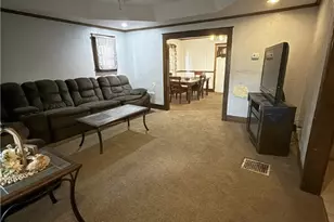 124 Carnegie Ave, Clairton, PA 15025 - Photo 9