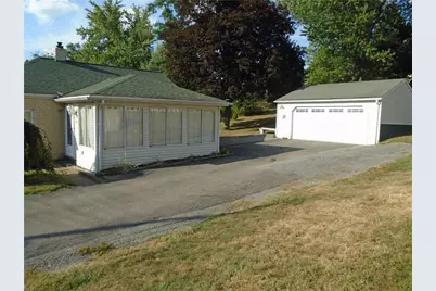 1001 7th Ave, Conway, PA 15027 - Photo 11