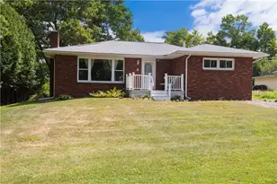 6 Grant St, Fredonia, PA 16124 - Photo 1