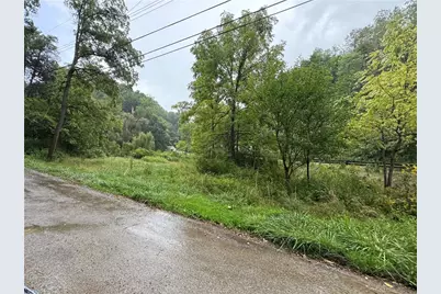 500 Conway Wallrose Rd, Conway, PA 15042 - Photo 3