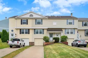 2522 Hawthorne Dr, North Fayette, PA 15071 - Photo 1