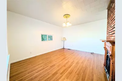 504 W 2nd Ave, Derry Boro, PA 15627 - Photo 3