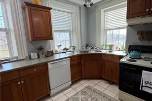 1319 Riverside Dr, Bridgewater, PA 15009 - Photo 23