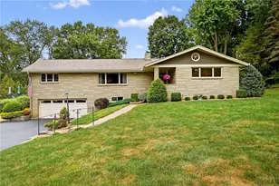 109 Robinhood, Peters Township, PA 15317 - Photo 1