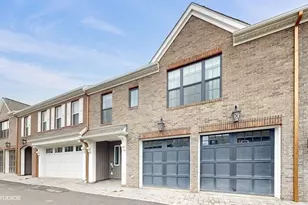 515 Rodney Ln, Cranberry Township, PA 16066 - Photo 1